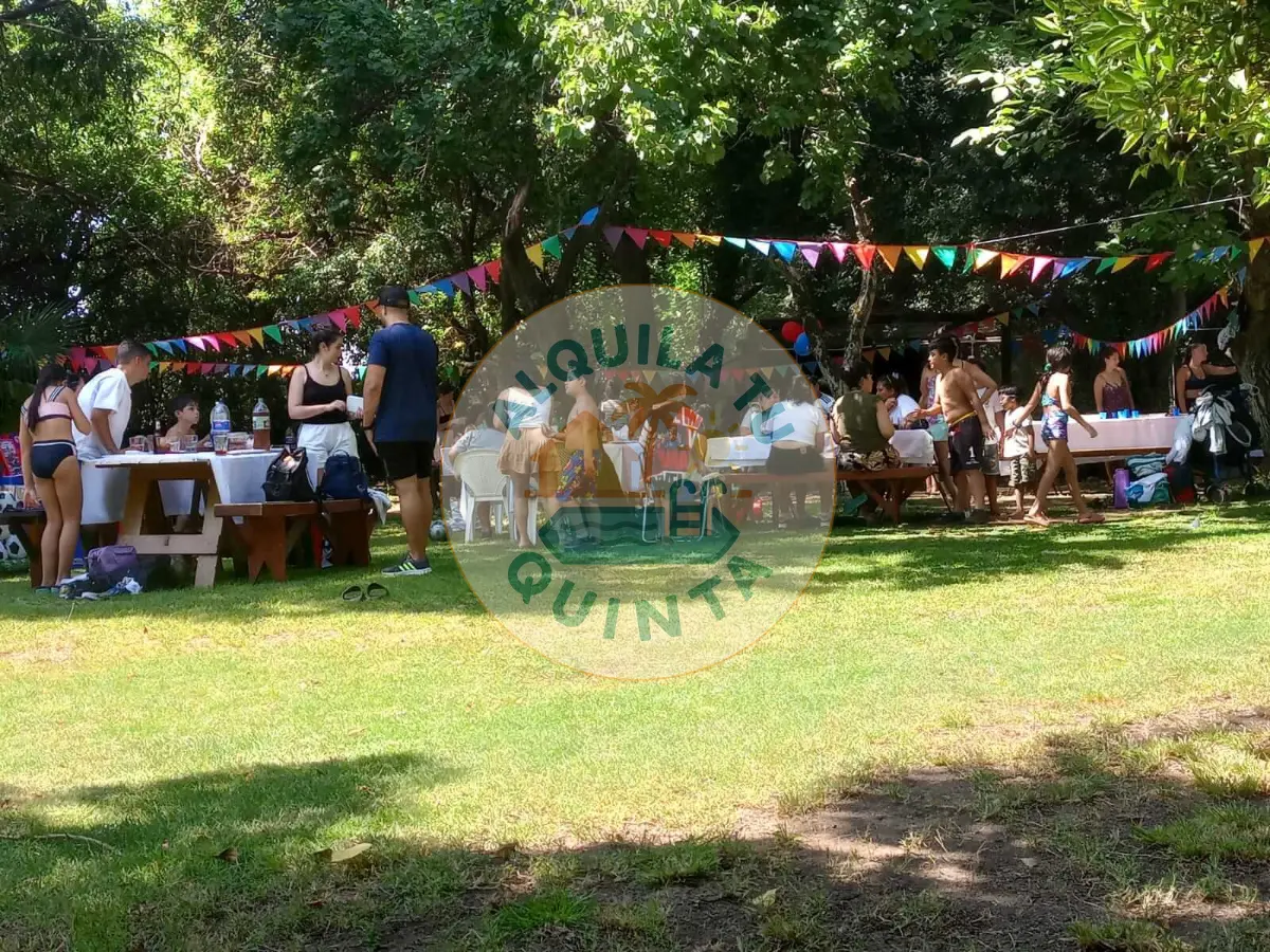 Quincho y parrilla - Quinta N.º 10 — Pontevedra, Merlo
