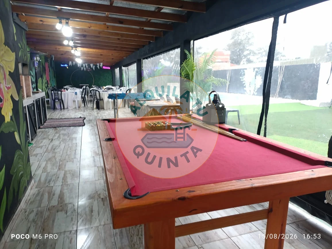 Pileta y parque - Quinta N.º 12 — Ministro Rivadavia