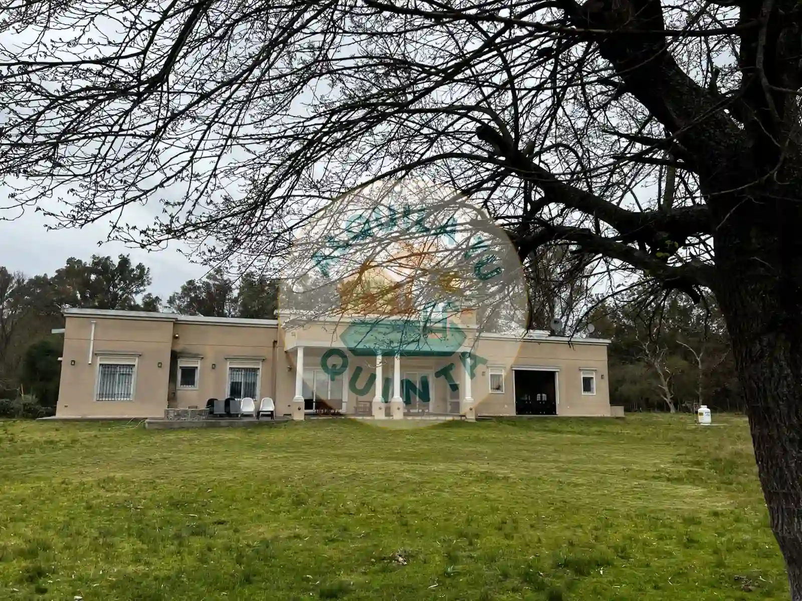 Vista exterior de la casa - Estancia N.º 15 — Lobos