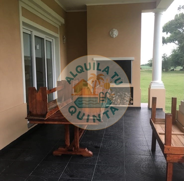 Vista exterior de la casa - Estancia N.º 15 — Lobos