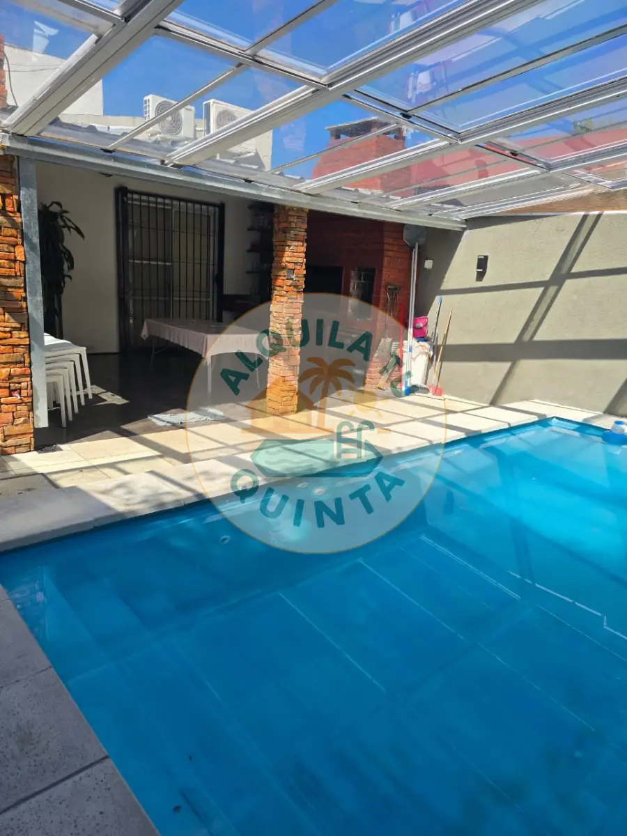 Vista del parque - Quincho N.º 5 — Pileta climatizada — Gerli, Avellaneda