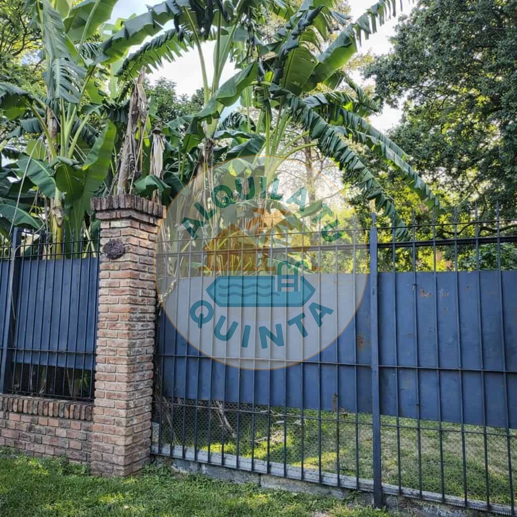 Pileta y parque