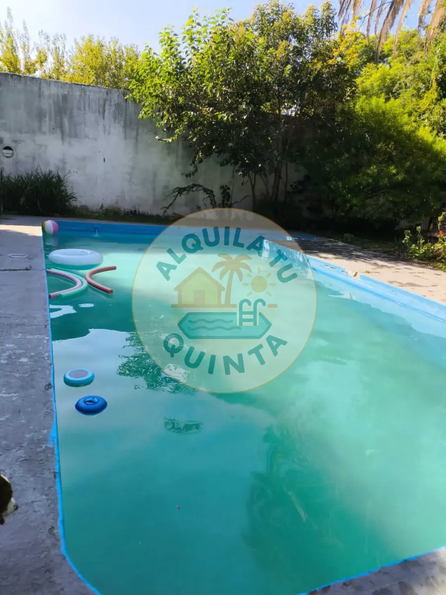 Pileta y parque - Quinta N.º 7 — Llavallol